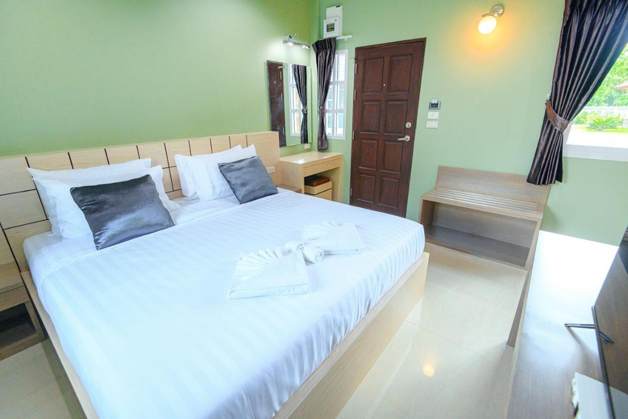 Avarin Resort Pak Chong Exteriör bild