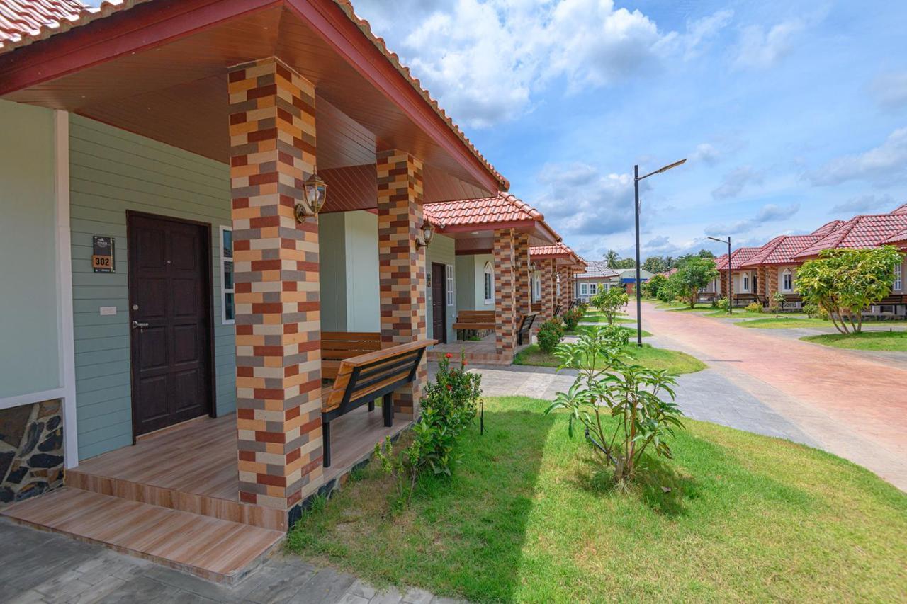 Avarin Resort Pak Chong Exteriör bild